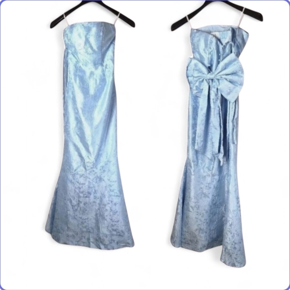 Satin Blue Damask Formal Evening Gown W/ Bow Strapless Satin  Size 0 NWOT